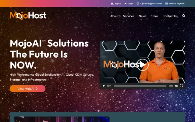 Accueil de MojoHost avec sa bannière MojoAI et sa vidéo de présentation